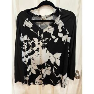 Sew in Love Adorable Black and White Blouse Oversized (M)